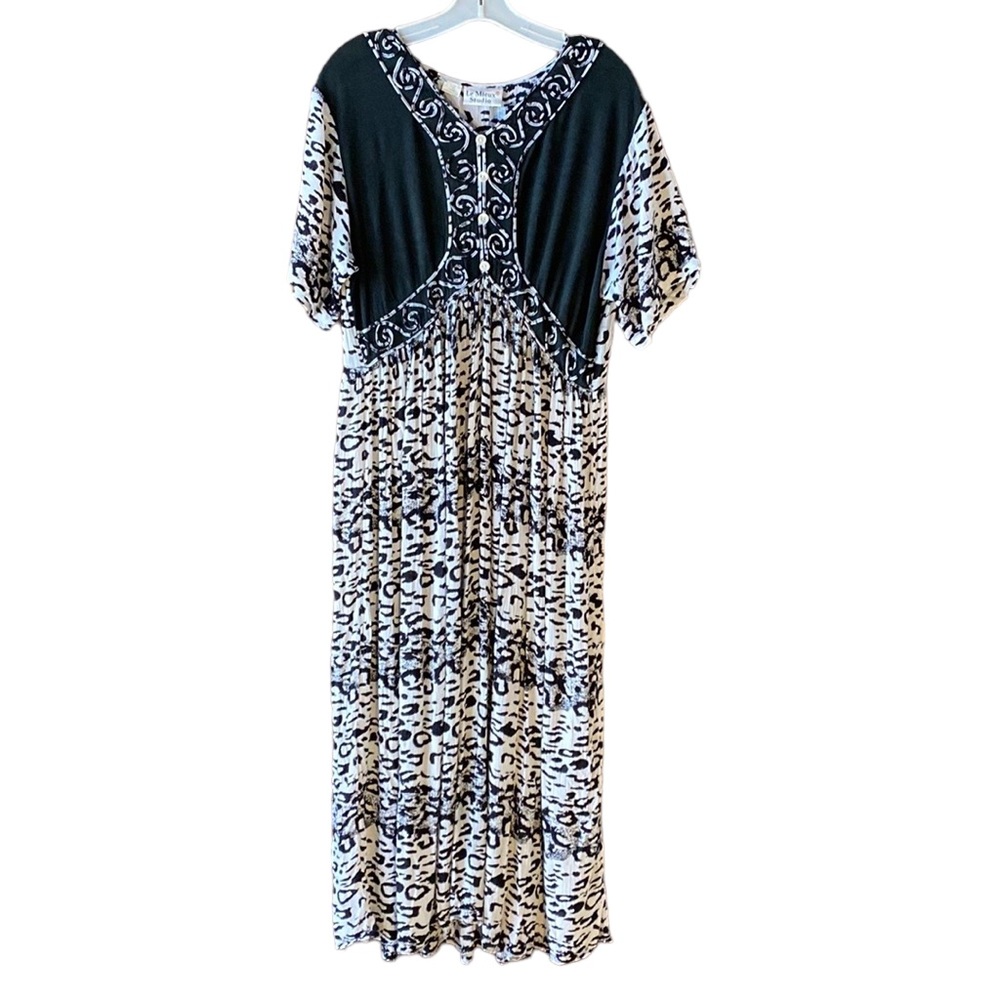 Le Mieux Studio Bohemian Black & White Dress Great Condition